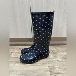 Kamik Polka Dot black and white Rain Boots garden farm country gardening water